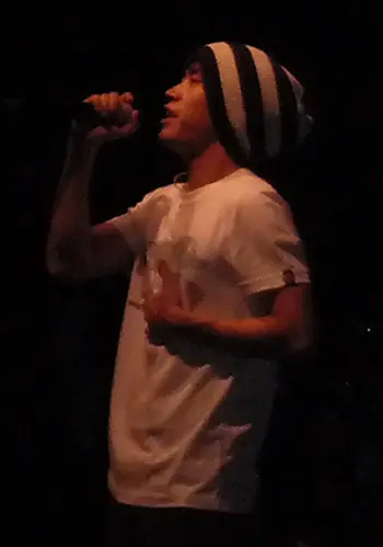 Tablo at MaptheSoul Concert SanFrancisco 2009.jpg