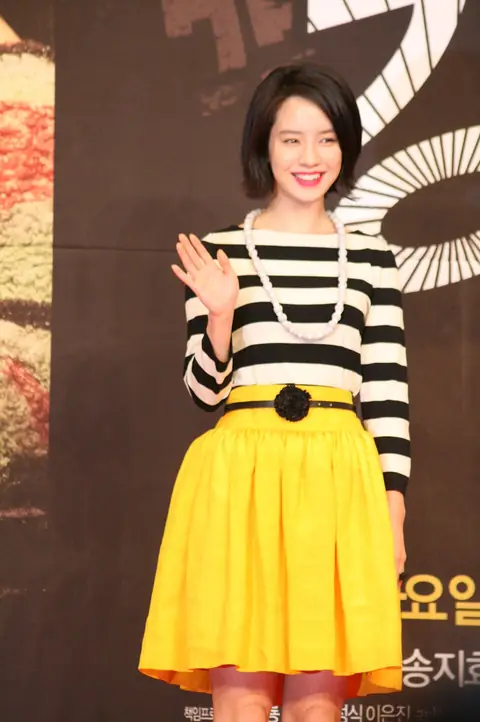 Song Ji Hyo (4).jpg