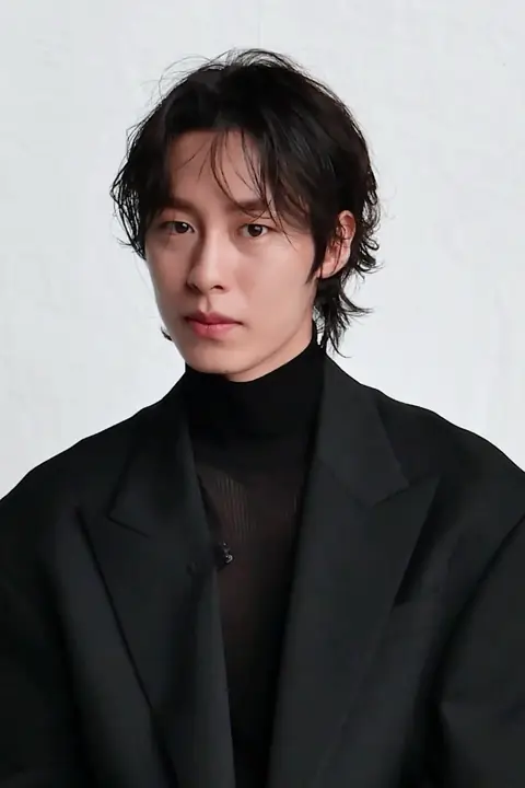 20210907 — Balance game with Lee Jaewook screenshot (01m08s).png