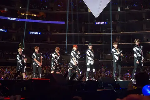 KCON 2015 Monsta X 4.jpg