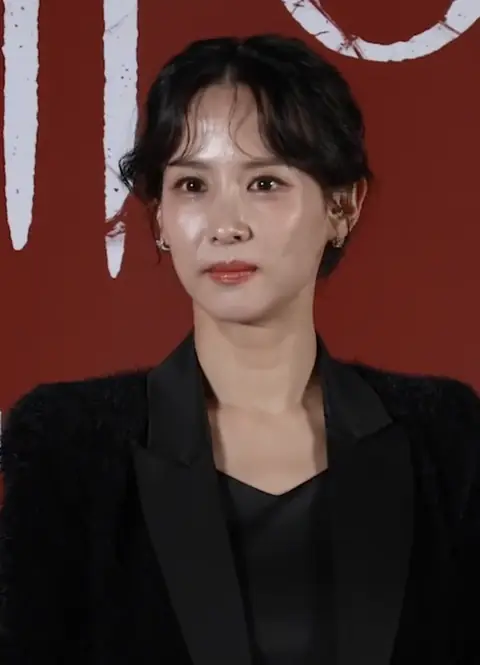 Cho Yeo-jeong in October 2024.png