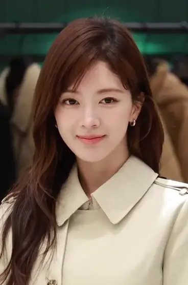 Roh Jeong-eui for Burberry, February 2025 03.png