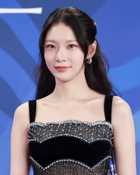 250718 Gong Seung-Yeon (공승연).png