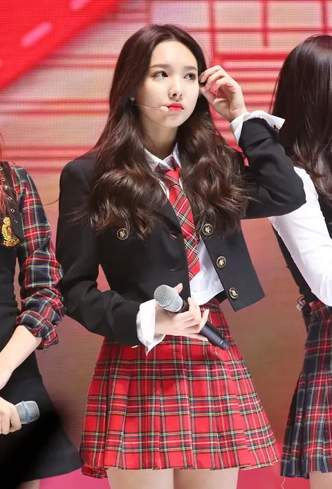 15.12.27 SAF 박소현의 러브게임 직찍 ( 트와이스 나연, 정연, 모모, 사나, 지효, 미나, 다현, 채영, 쯔위 ) 03.jpg