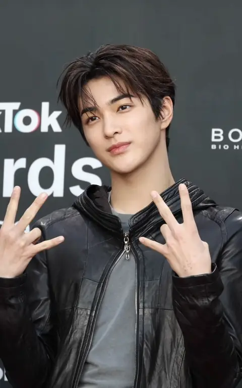 Cortis Keonho at TikTok Awards Korea.jpg