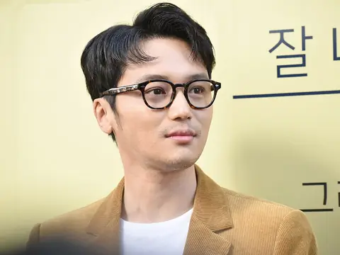 181027 변요한 올리브영 명동본점 팬싸인회 01.jpg