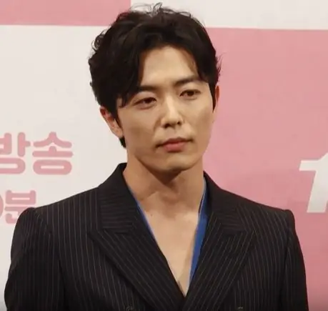 190403 tvN ‘그녀의 사생활’ 제작발표회 김재욱.jpg