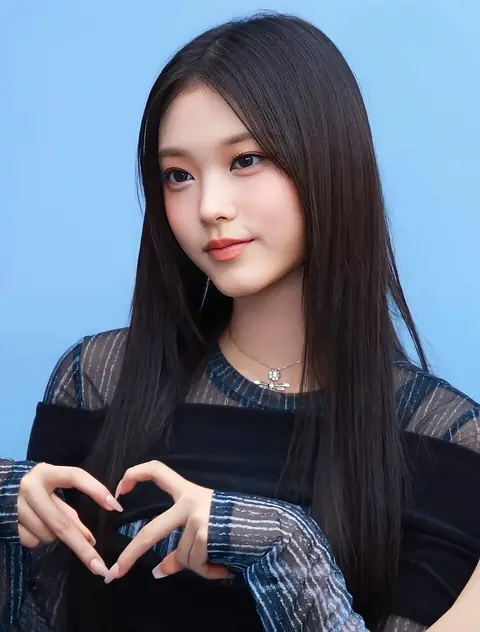 20230905 Haerin (NewJeans).jpg