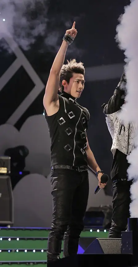 Taecyeon in July 2011 (2).jpg