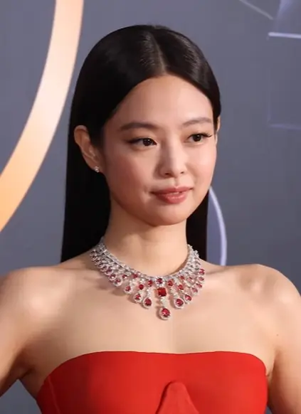 Jennie 2026 GDA 2.jpg