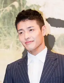 Kang Ha-neul at "Moon Lovers - Scarlet Heart Ryeo" press conference, 24 August 2016 01.jpg