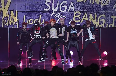 KOCIS Korea Mnet BTS 01 (12986916653).jpg