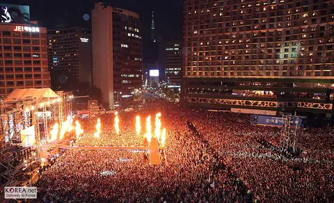 PSY Gangnam Style Seoul 03 logo.jpg