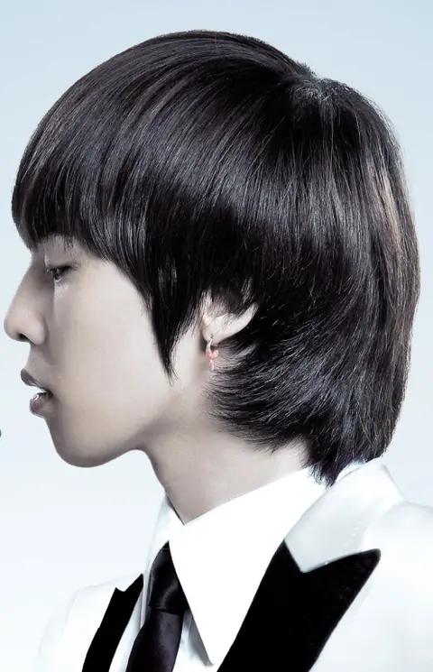 G-dragon profile.jpg