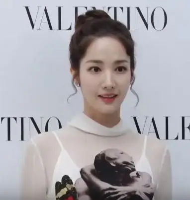 190905 박민영.jpg