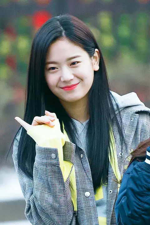 180223 뮤직뱅크 프로미스나인 직찍 (1).jpg