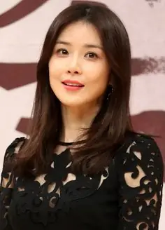 492d5bec01aecbbeffbb66aa8b3681a2--brunettes-lee-bo-young.jpg