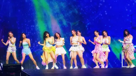 TWICE tampil di Las Vegas