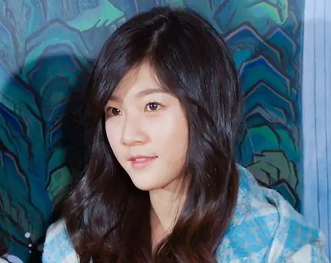 140227 '만수' VIP 시사회 김새론 (cropped).jpg