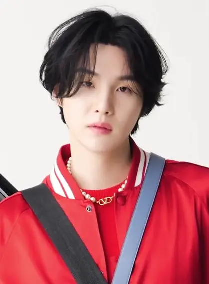 Suga for Marie Claire Korea, May 2023 issue 05 (cropped).png