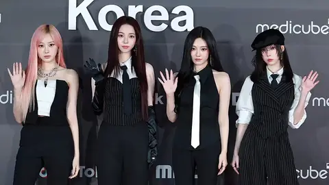 20241115 aespa TikTok Awards Korea 2024 Red Carpet.jpg