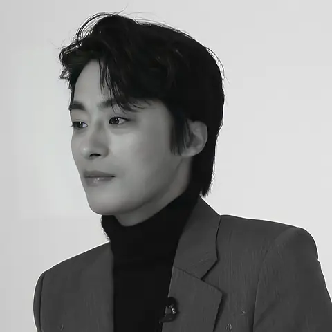 Koo Kyo-hwan 211012.jpg
