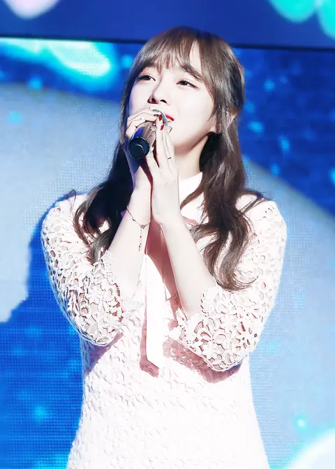 161229 SBS 가요대전 김세정 (3).png