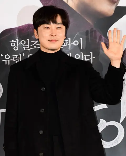 Seo Hyun-woo 서현우 2022.jpg