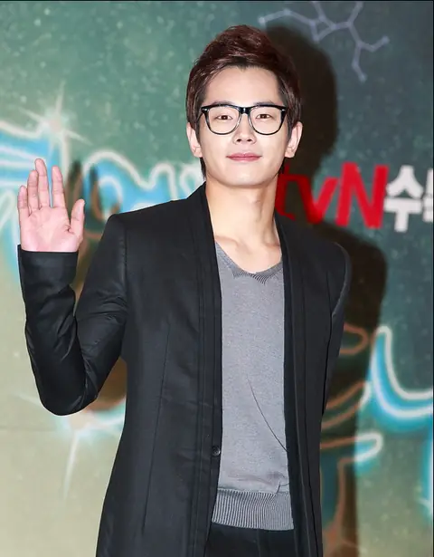 On Joo-wan from acrofan.jpg