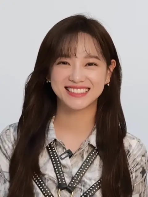 20220226 Kim Se-jeong 김세정 for Marie Claire Korea.jpg