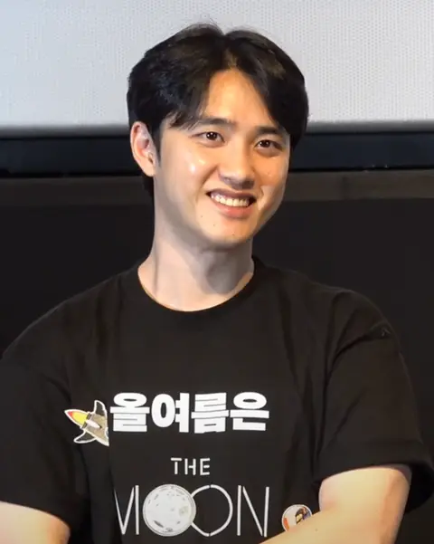 20230802 더문GV (도경수focus).png
