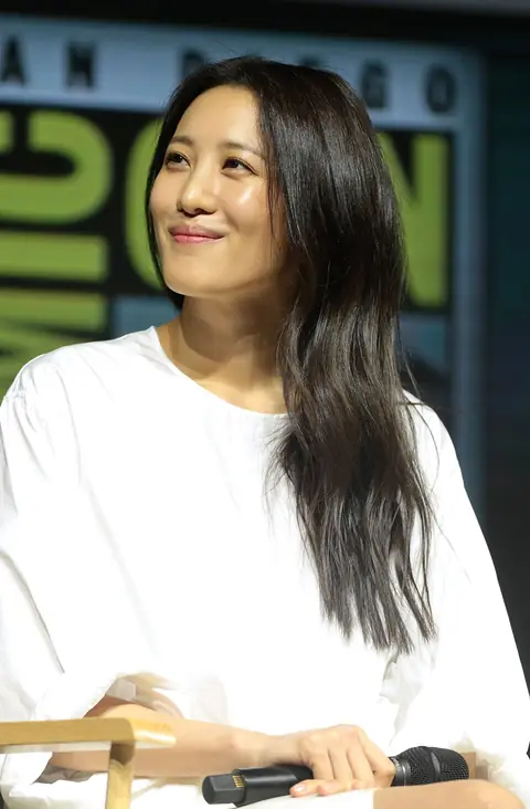 Claudia Kim by Gage Skidmore.jpg