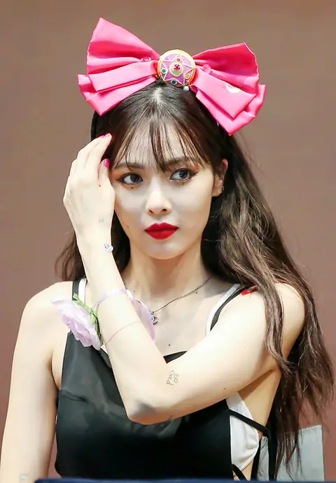 Hyuna at fansigning on July 21, 2018.jpg