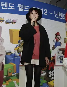 Gong Hyo-jin from acrofan.jpg