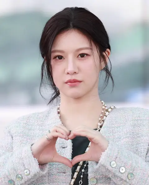 Go Youn-jung on January 26, 2025.png
