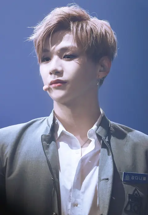 Kang Daniel at Produce101 Concert in July 2017 01.png