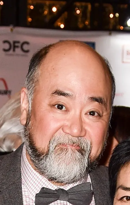 Paul Sun-Hyung Lee -b.jpg