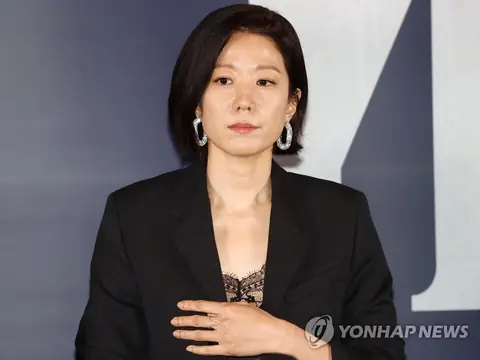 전혜진헌트제작발표회.jpg