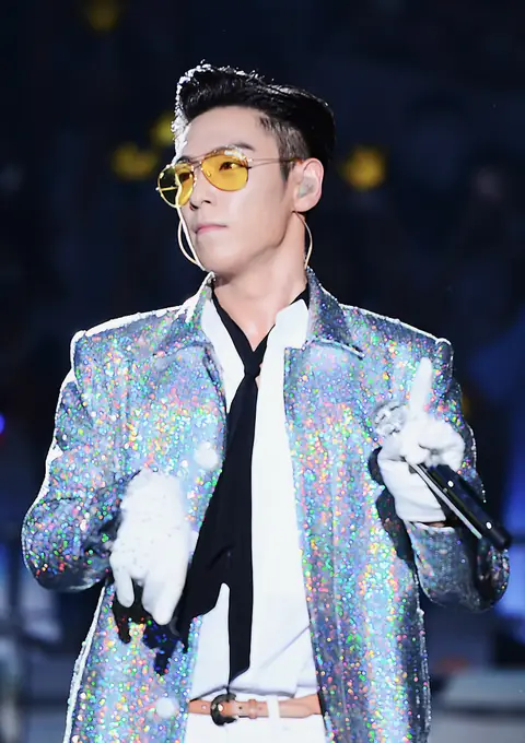 T.O.P - 0.TO.10 in Seoul - 2.jpg
