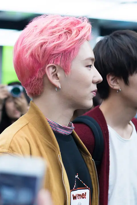 20161027 몬스타엑스 김포공항 입국 (2).jpg
