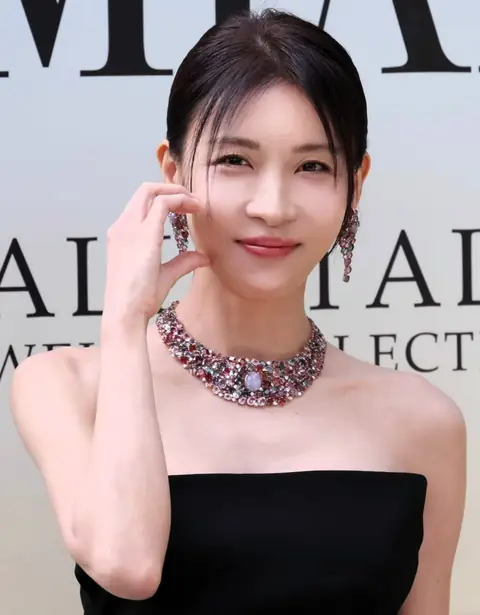 20250915 Ha Jiwon(하지원).png
