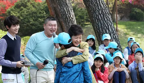 CheongWaDae Children Day 01.jpg