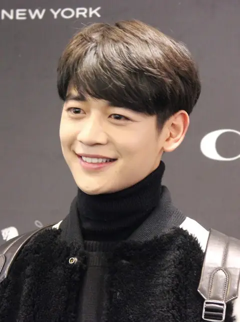 Choi Min-ho at "Coach" event in Busan, in November 2015 01.jpg