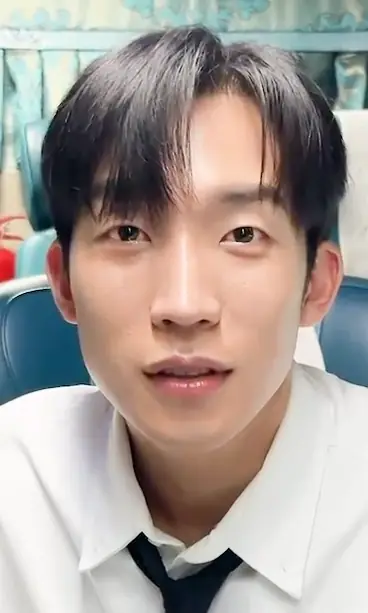 Lee Sang-yi in December 2023.png