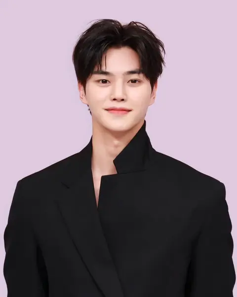 231124 Song Kang (송강).png