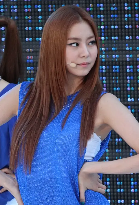 Uee at Super M Concert, 28 July 2012.jpg