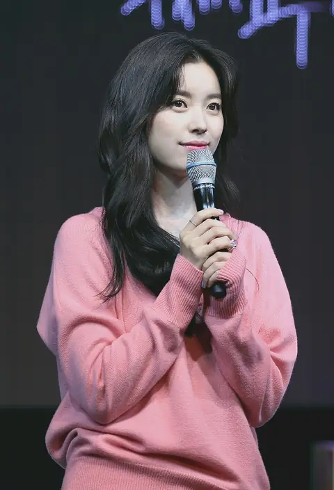 170617 한효주 팬미팅.jpg