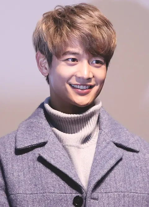Choi Min-ho at Derailed press conference in November 2016 02.jpg