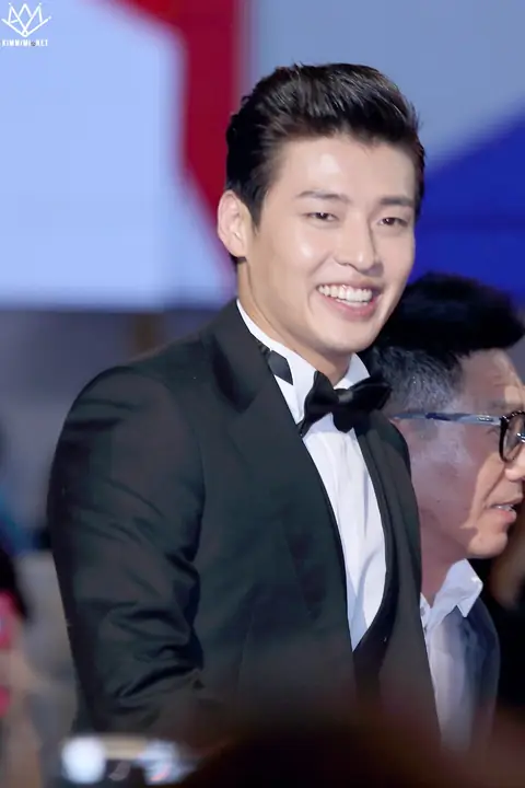 151001 강하늘 02.jpg