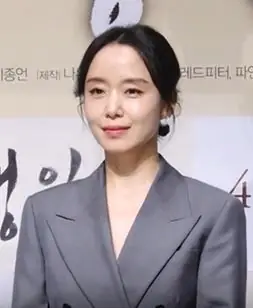 190306 영화 '생일' 제작보고회 전도연.jpg